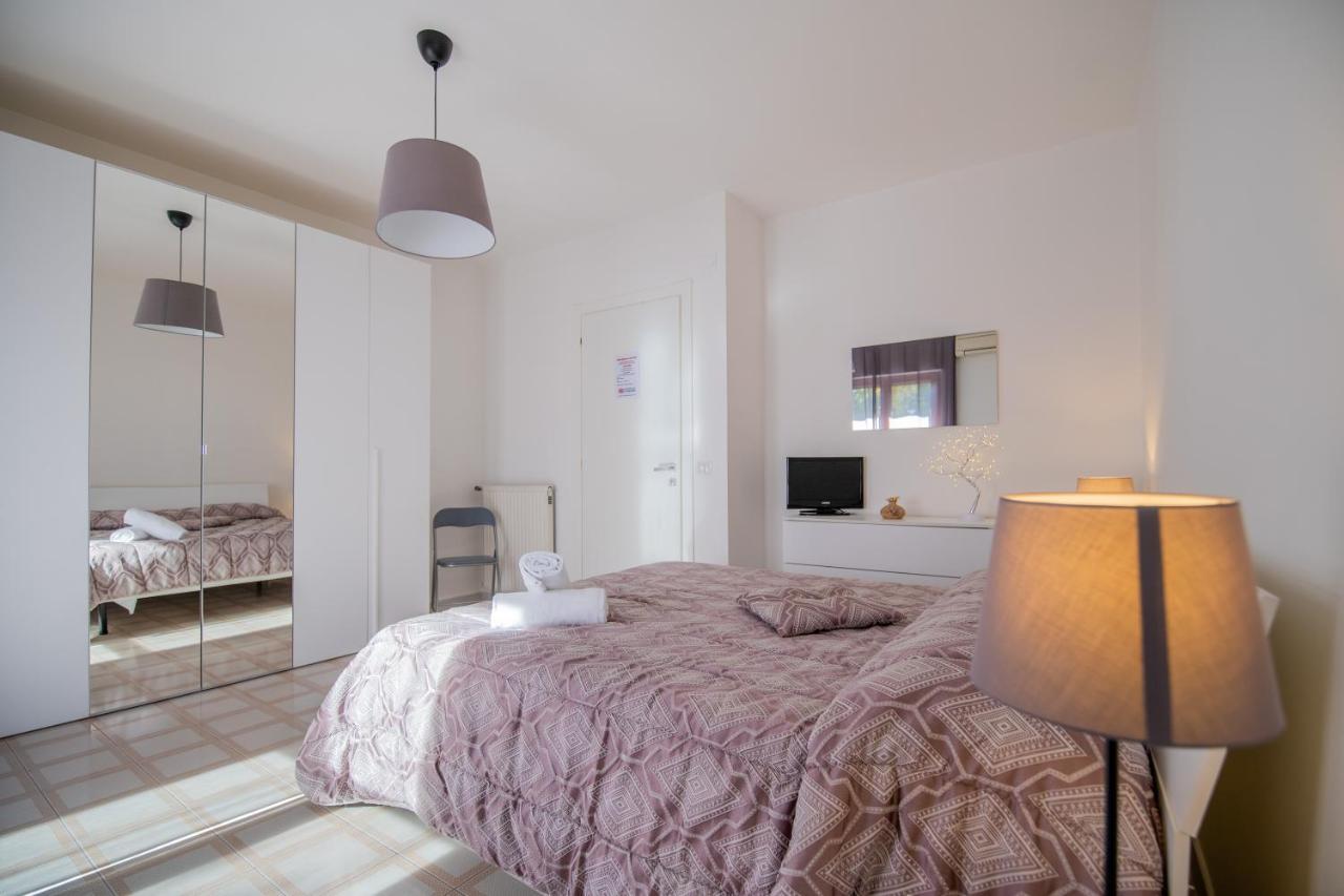 B&B A Casa Di Amici Caserta Exteriér fotografie