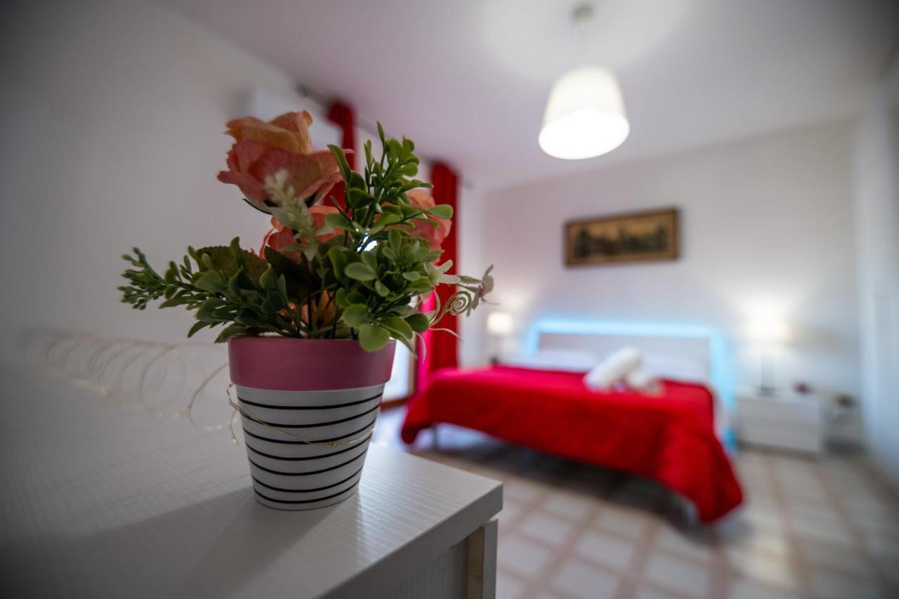 B&B A Casa Di Amici Caserta Exteriér fotografie