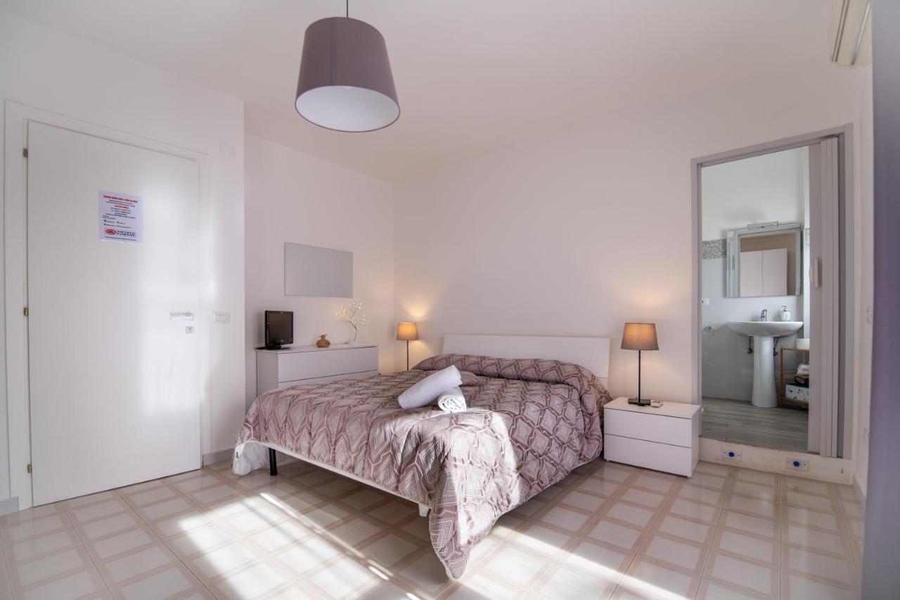 B&B A Casa Di Amici Caserta Exteriér fotografie